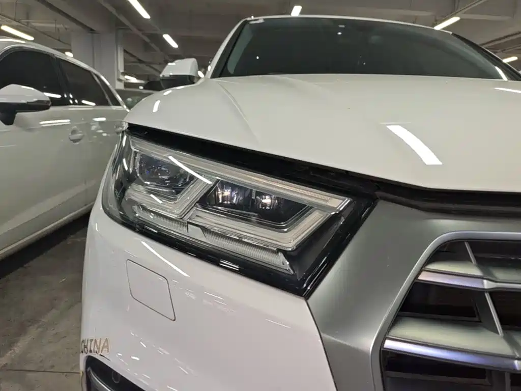 Audi Q5L — миниатюра 13