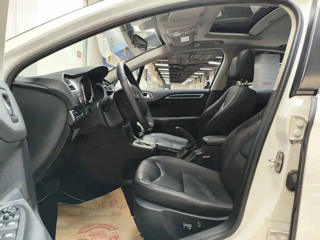 Citroen C4L 2013 1.6THP AT