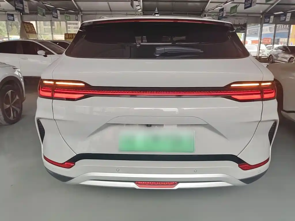 BYD PLUS New Energy — миниатюра 6