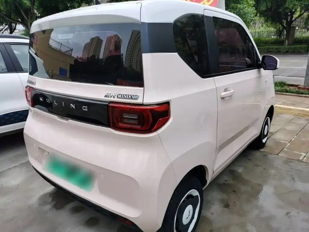 Wuling MINIEV — миниатюра 7