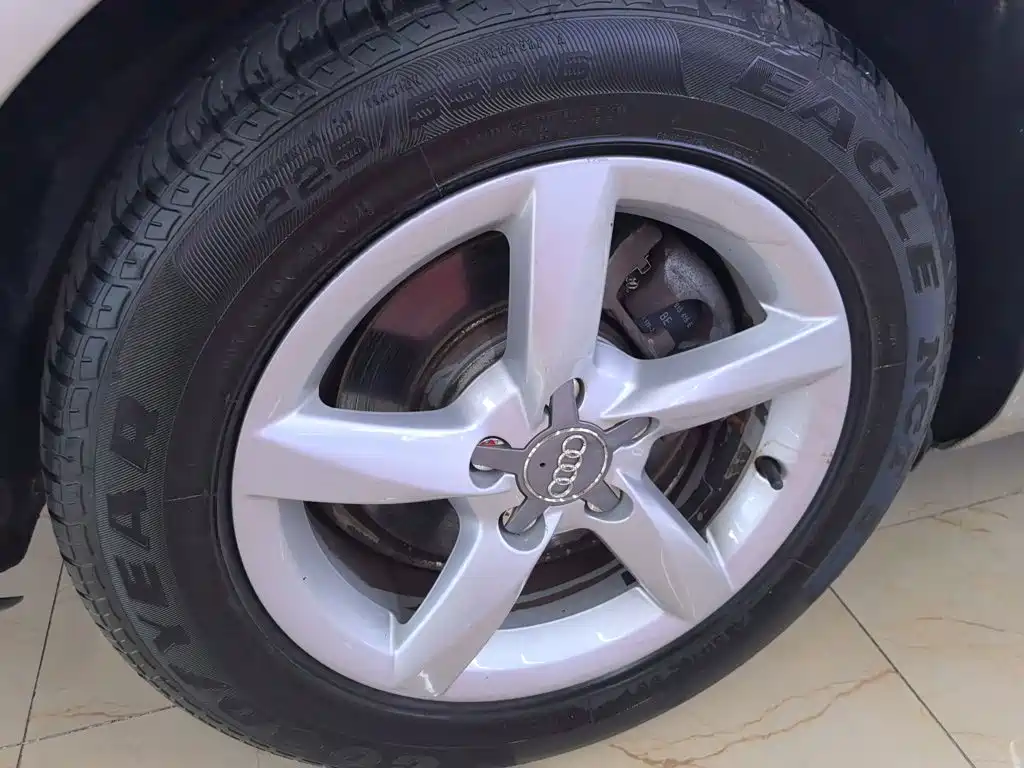 Audi A4L — миниатюра 9