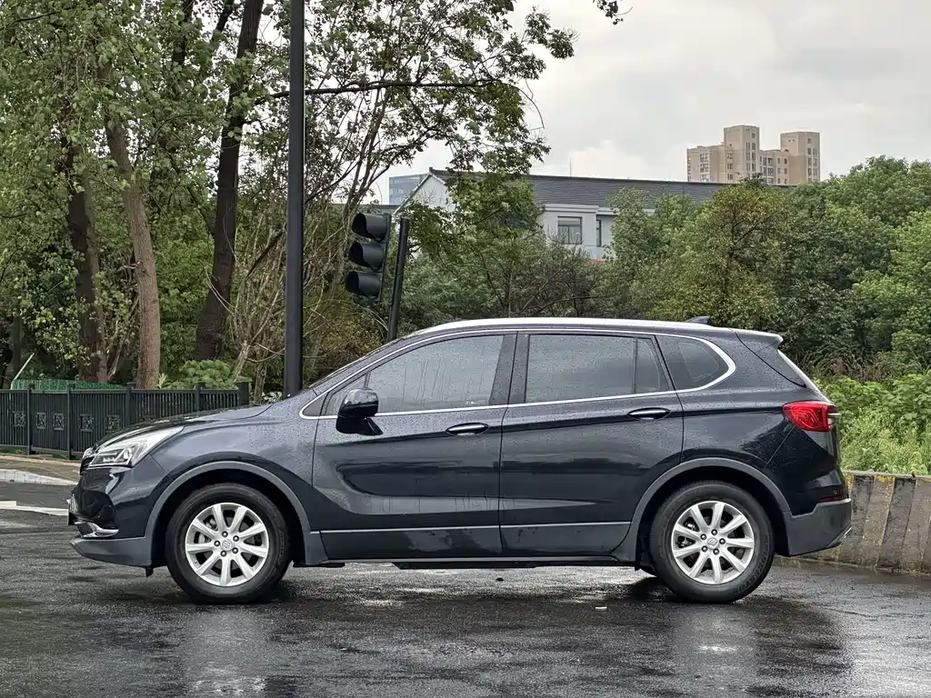 Buick Envision Plus — миниатюра 4