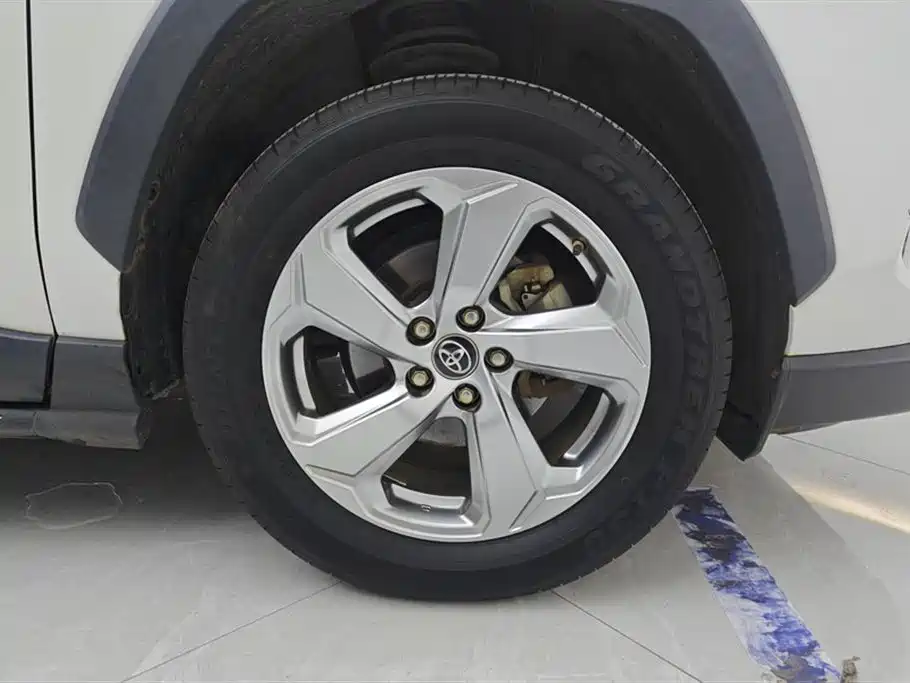 Toyota RAV4 2020 2.0L CVT