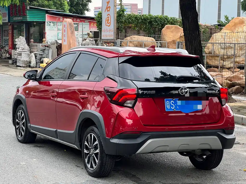 Toyota Yaris L — миниатюра 15