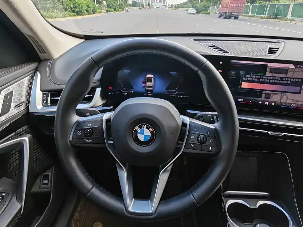 BMW X1 — миниатюра 14