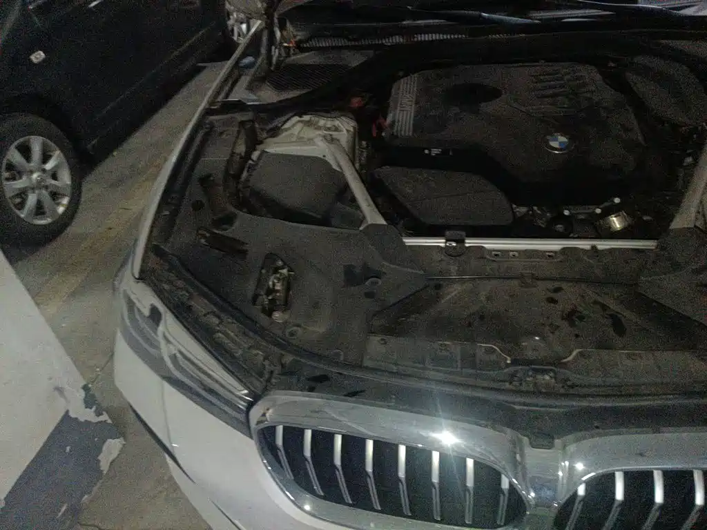 BMW 5 Series — миниатюра 21