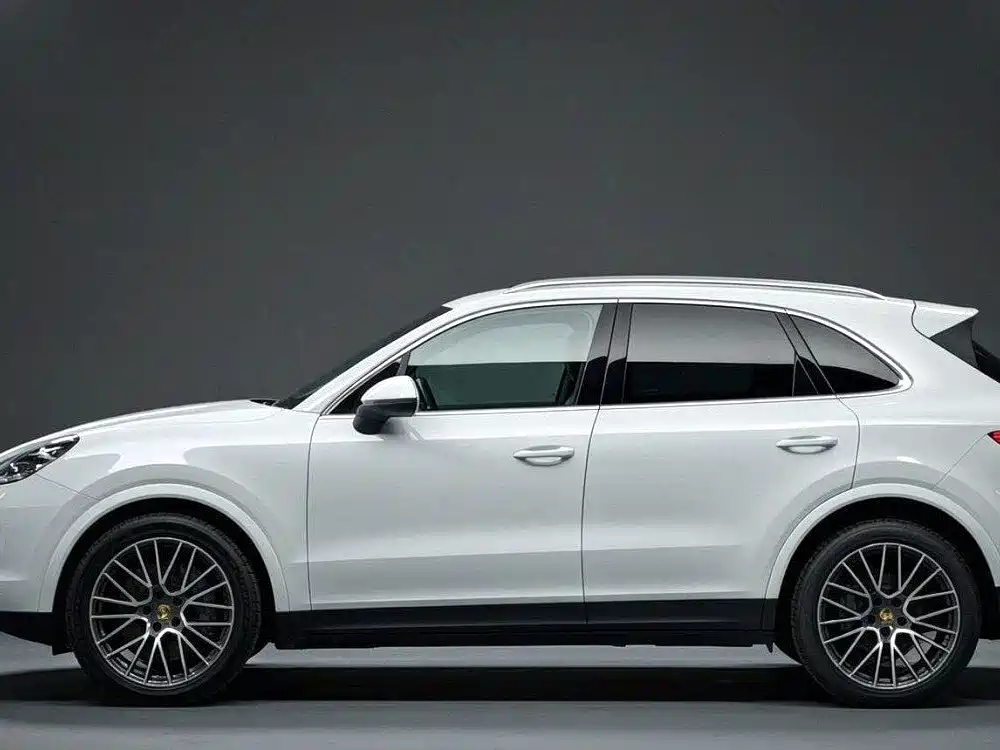 Porsche Cayenne — миниатюра 5