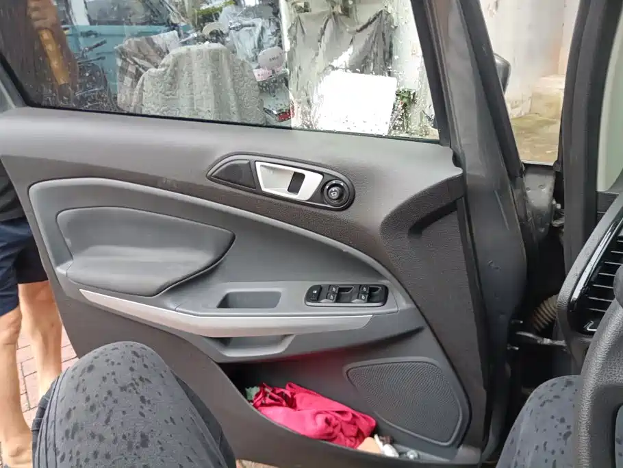 Ford Ecosport — миниатюра 7