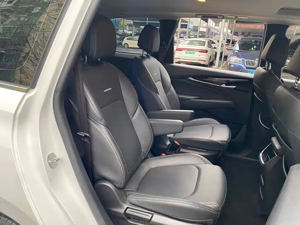 SAIC MAXUS CHASE G50