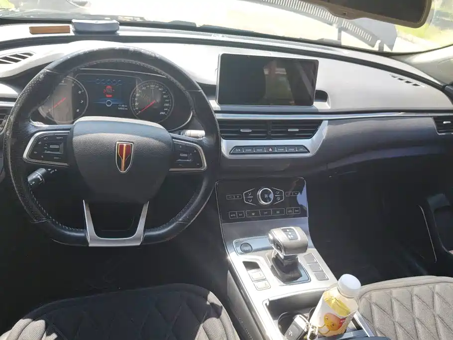 Hongqi Hongqi H5 — миниатюра 11