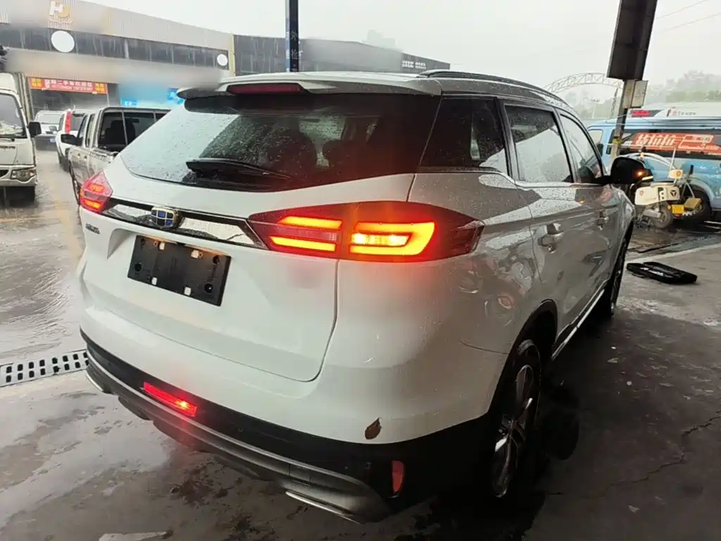 Geely Boyue — миниатюра 7