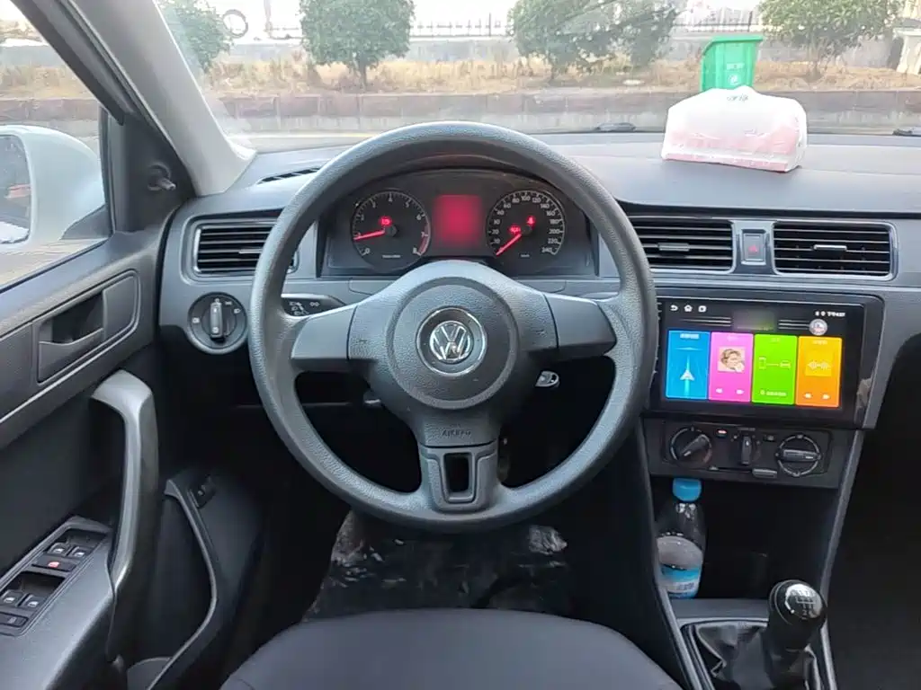 Volkswagen Santana — миниатюра 11