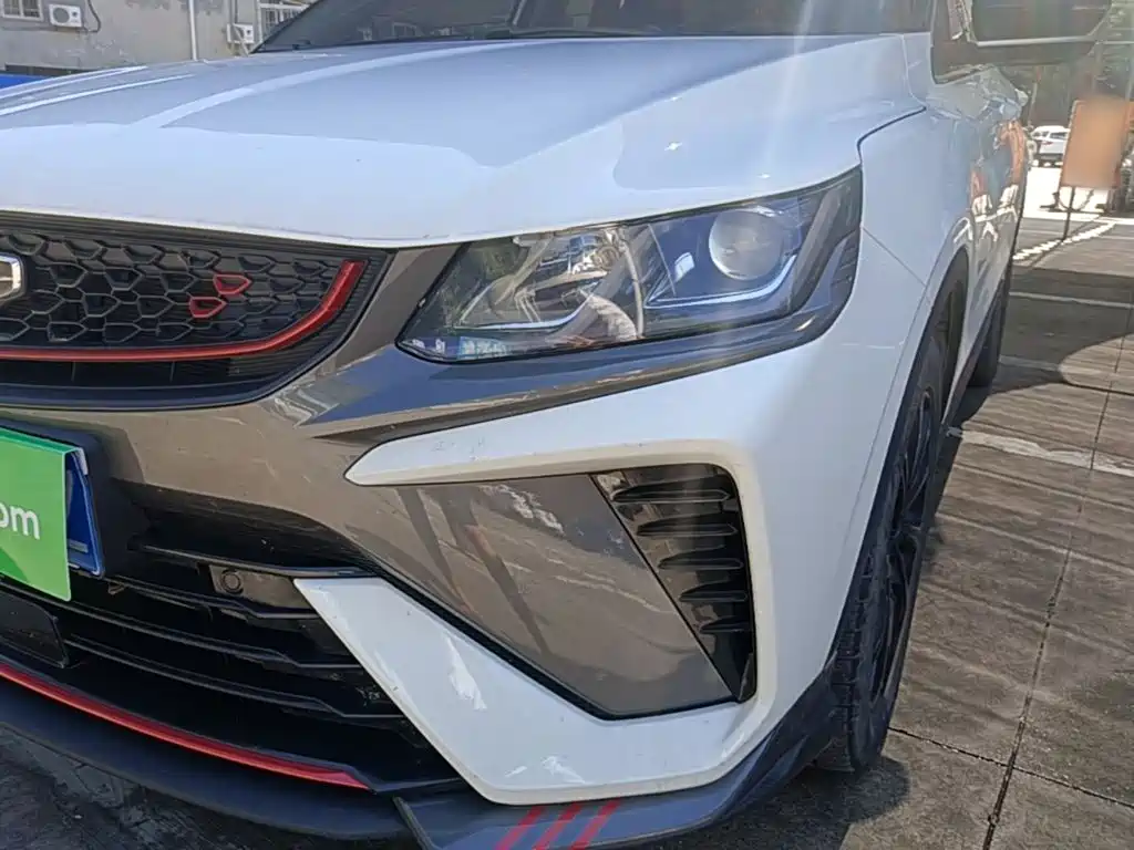 Geely Binyue — миниатюра 24