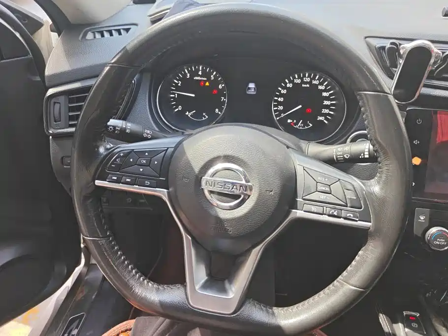 Nissan X-Trail — миниатюра 15