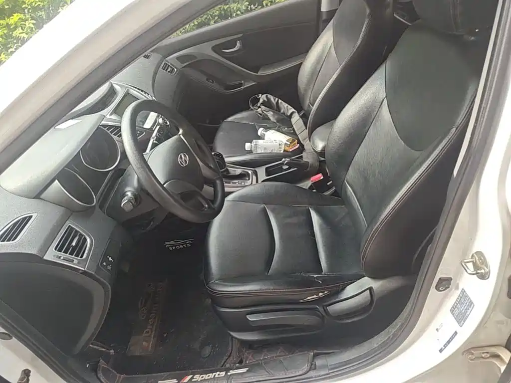 Hyundai Elantra Langdong — миниатюра 22