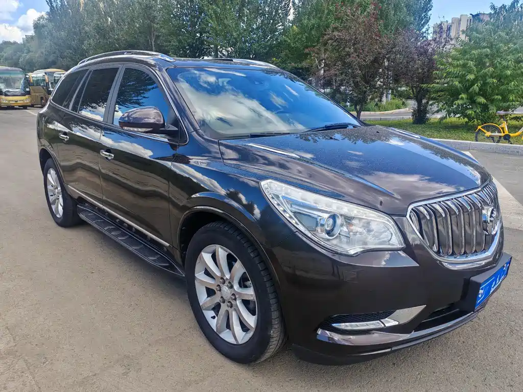 Buick Enclave — миниатюра 2