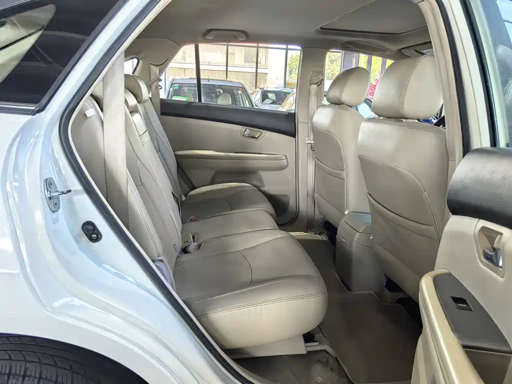 BYD S6 — миниатюра 11