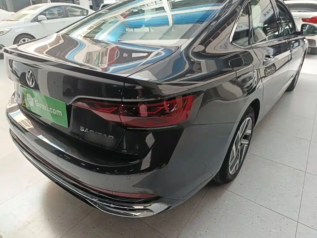 Volkswagen Sagitar — миниатюра 8