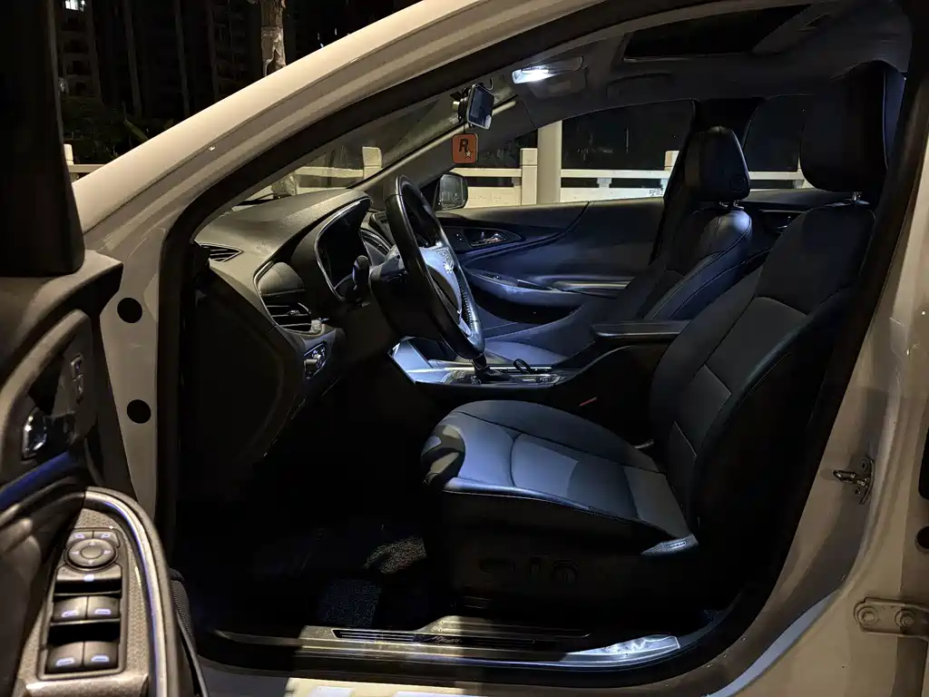 Chevrolet Malibu XL — миниатюра 10
