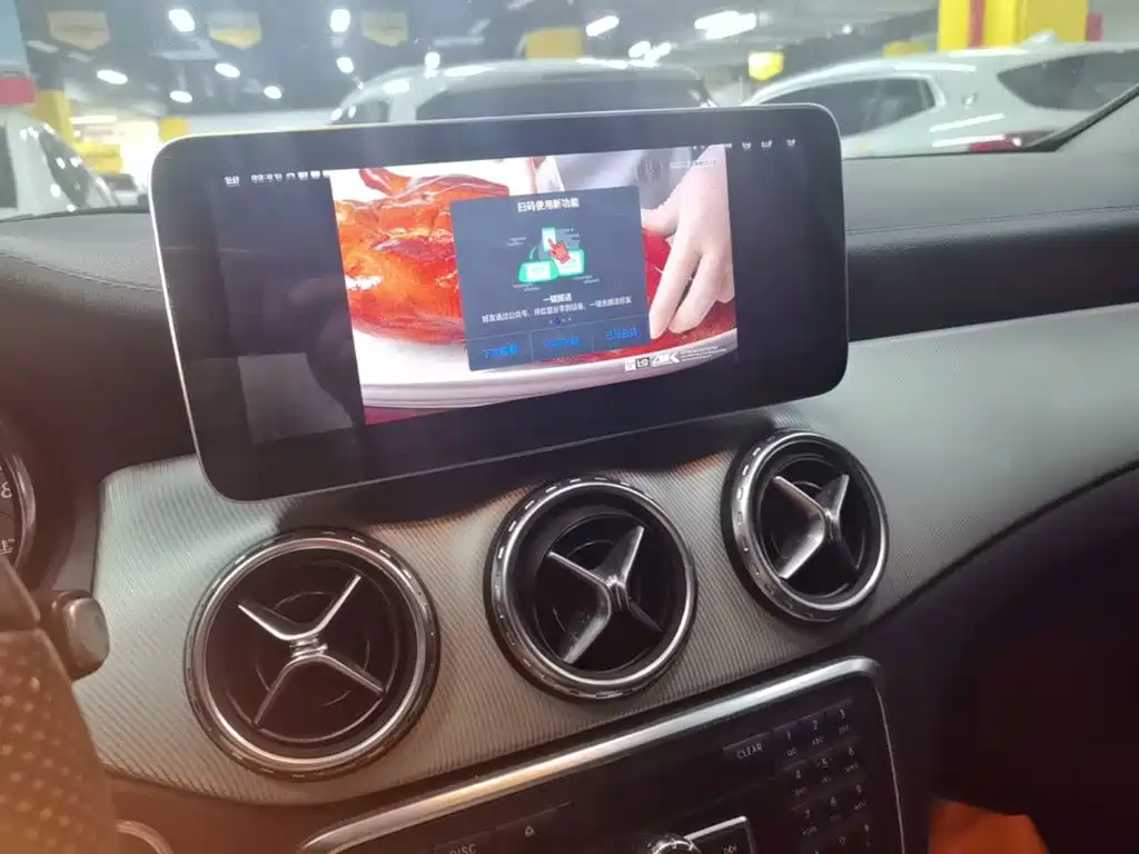 Mercedes-Benz GLA — миниатюра 13
