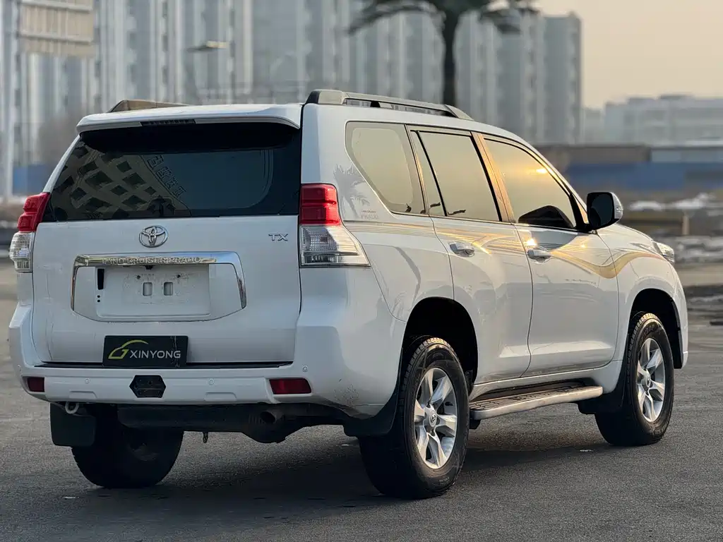 Toyota Land Cruiser Prado 2010 4.0L AT TX