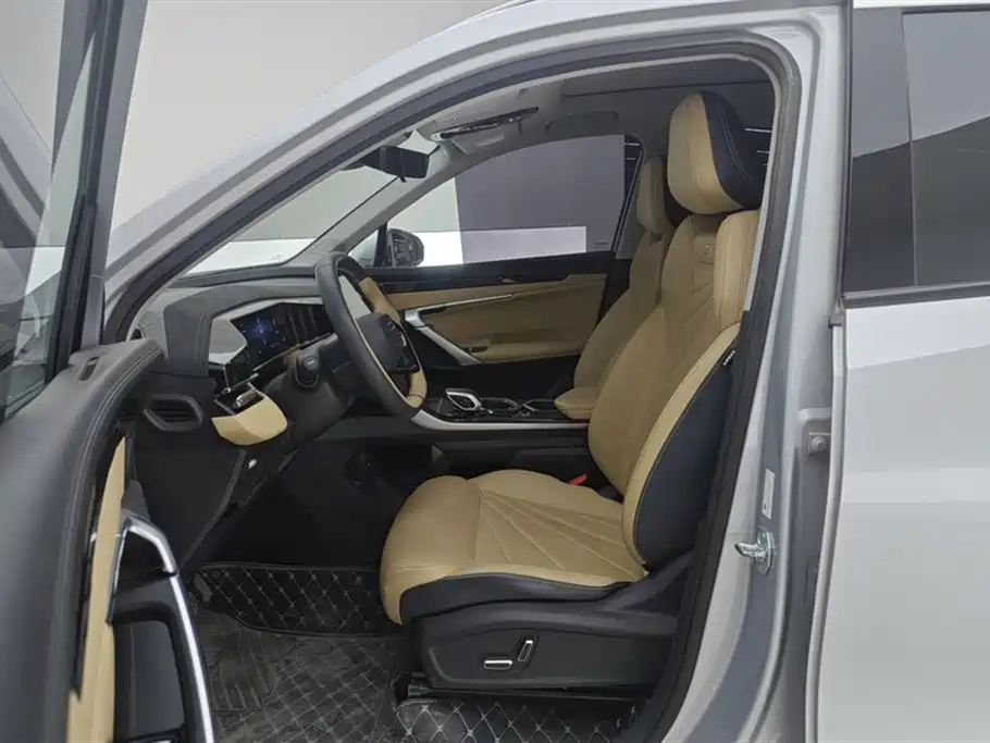 GEELY AUTOMOBILE BOYUE L