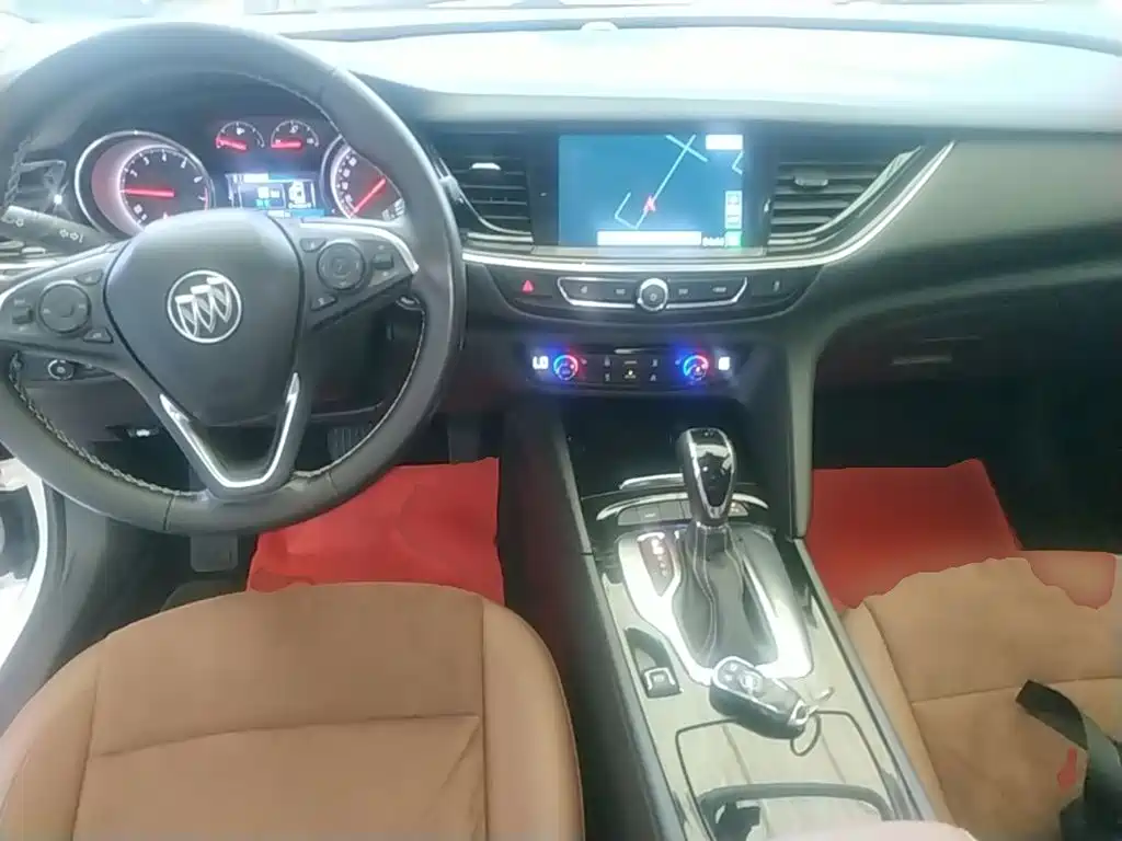 Buick Regal — миниатюра 10