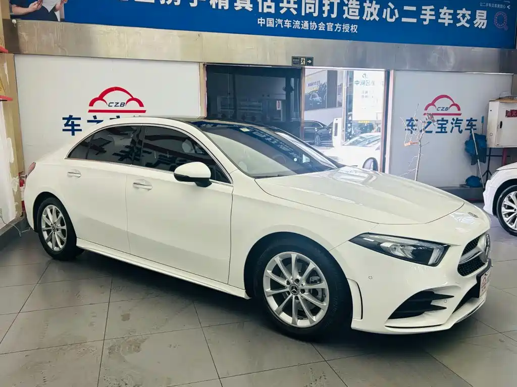Mercedes-Benz A-Class — миниатюра 3