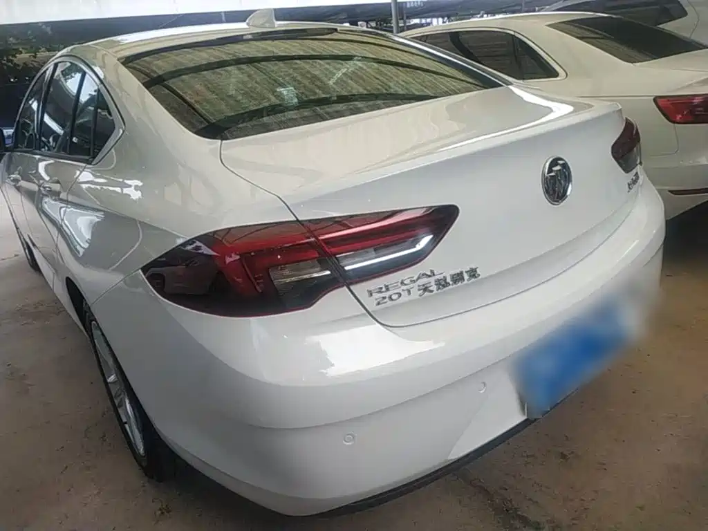 Buick Regal — миниатюра 5