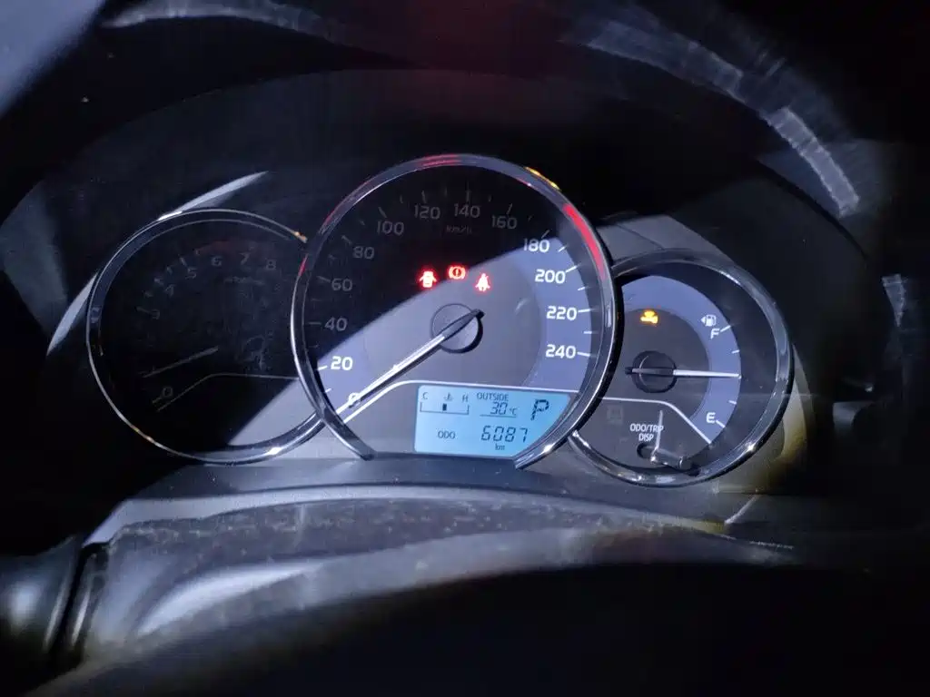 Toyota Corolla — миниатюра 8