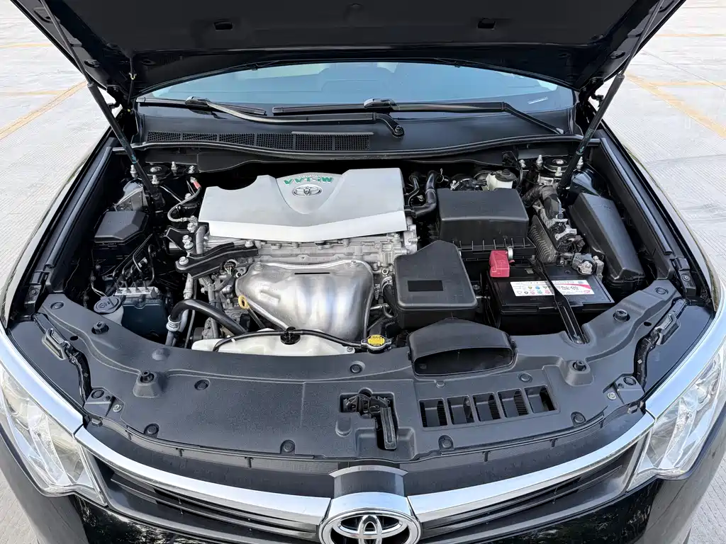 Toyota Camry — миниатюра 24