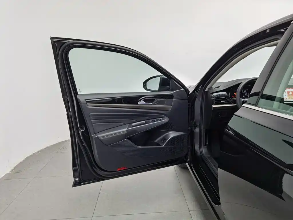 Volkswagen Passat — миниатюра 8