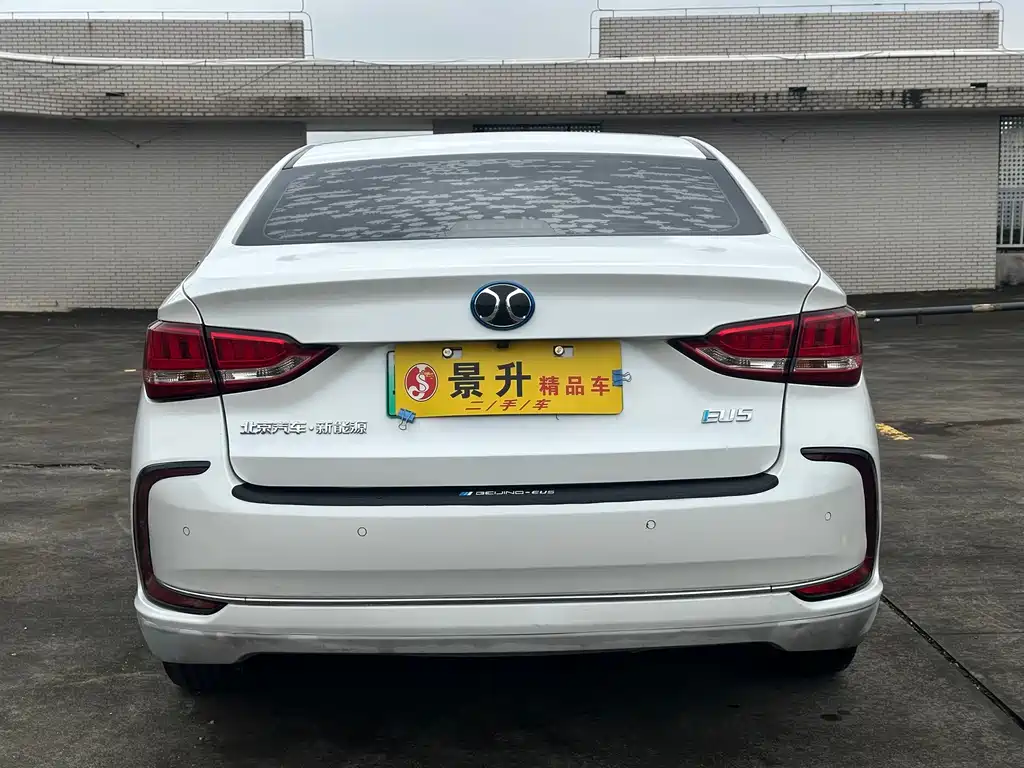 BAIC EU5 — миниатюра 6