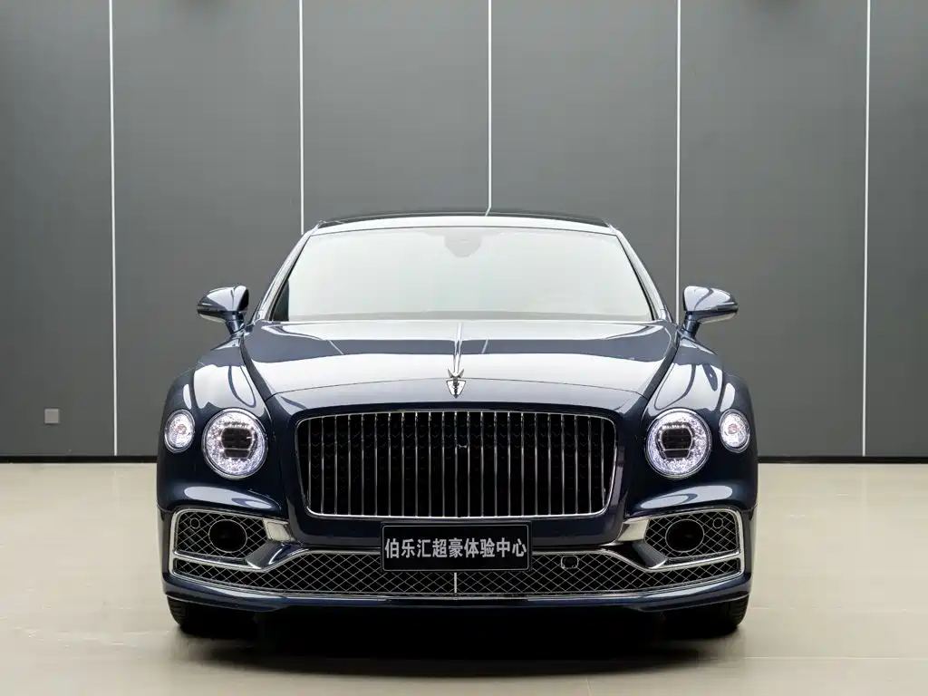 Bentley Flying Spur — миниатюра 4