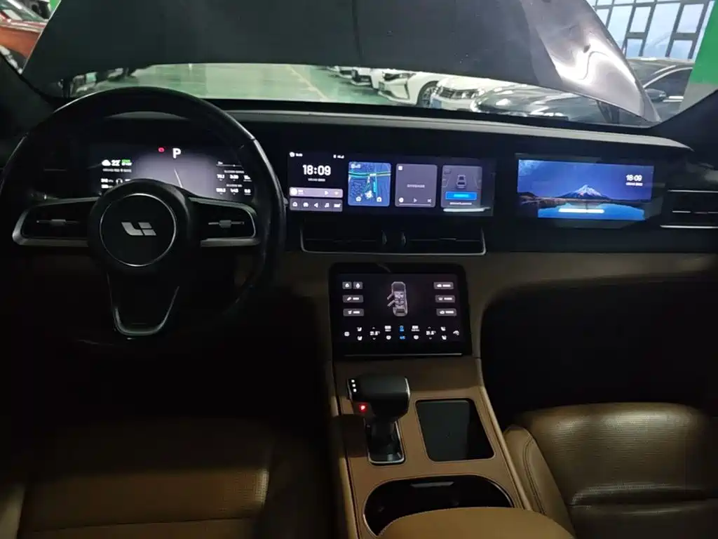 Li Auto Li ONE — миниатюра 11