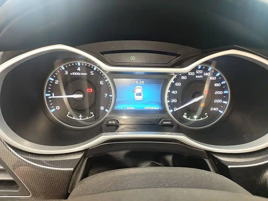 Geely Emgrand — миниатюра 12