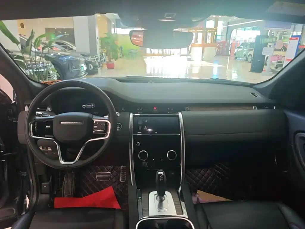 Land Rover Discovery Sport — миниатюра 10
