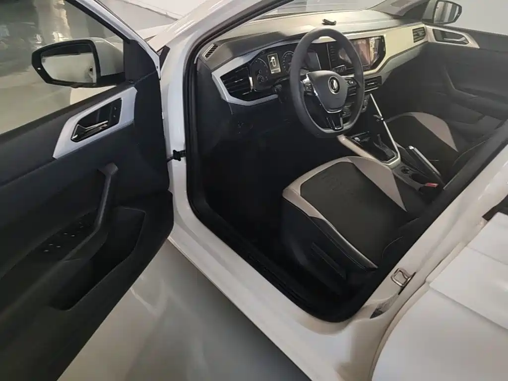 Volkswagen Polo — миниатюра 16