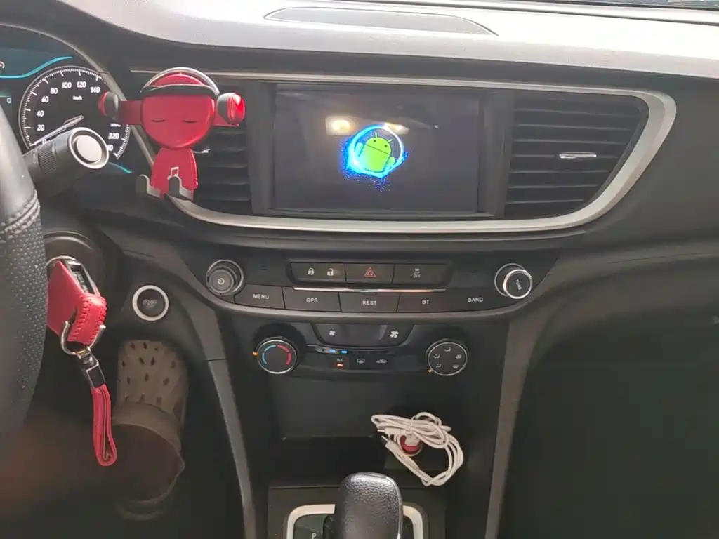 Buick Excelle — миниатюра 13