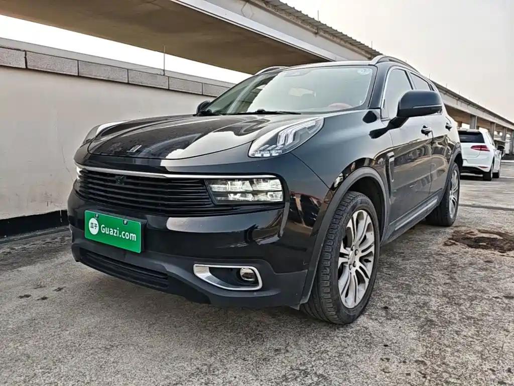 Lynk & Co 01 — миниатюра 2
