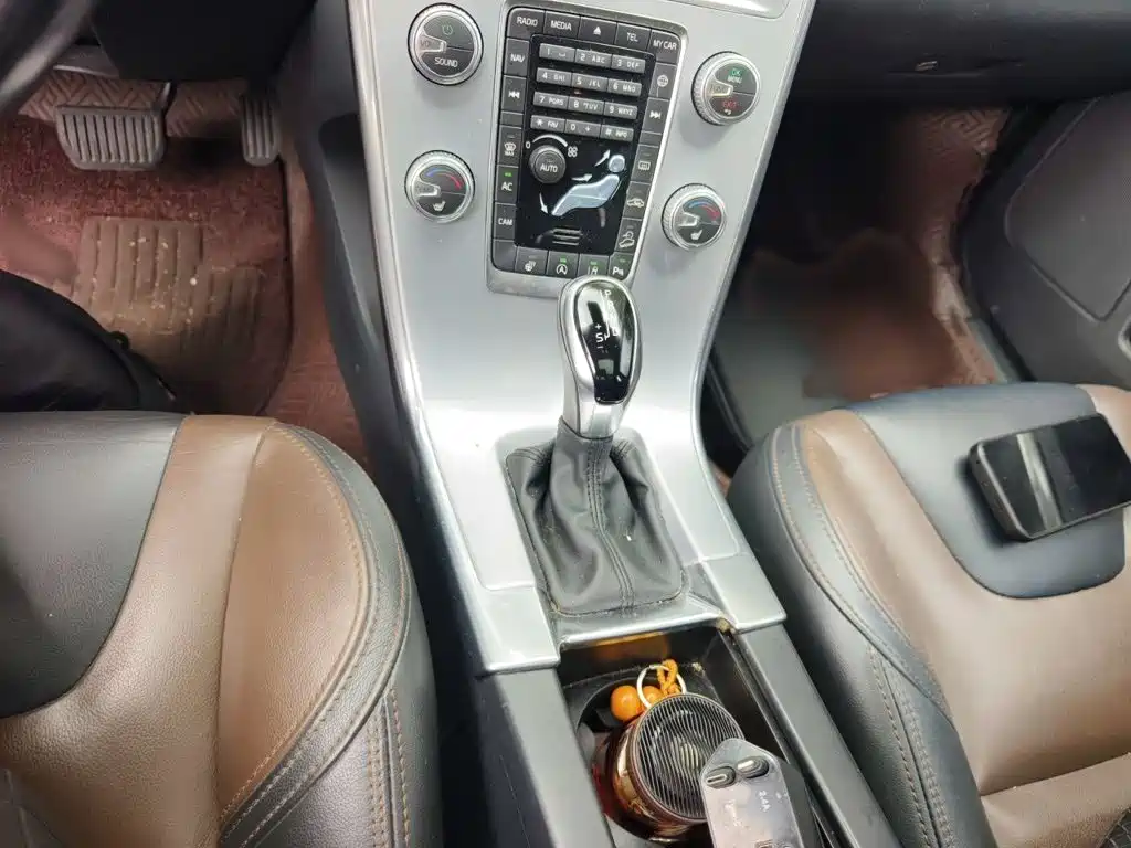 Volvo XC60 — миниатюра 7