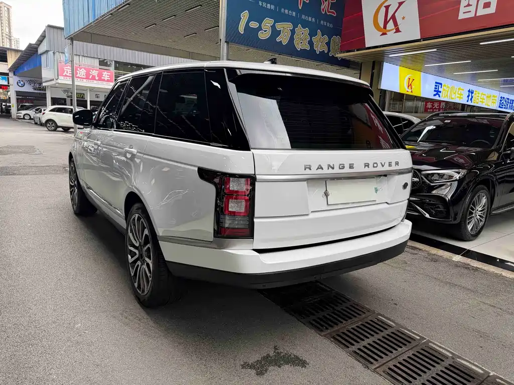 Land Rover Range Rover — миниатюра 6