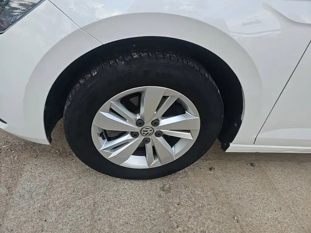 Volkswagen Polo — миниатюра 23