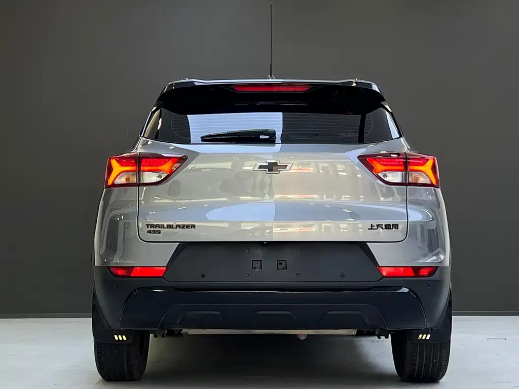 Chevrolet Tracker — миниатюра 4