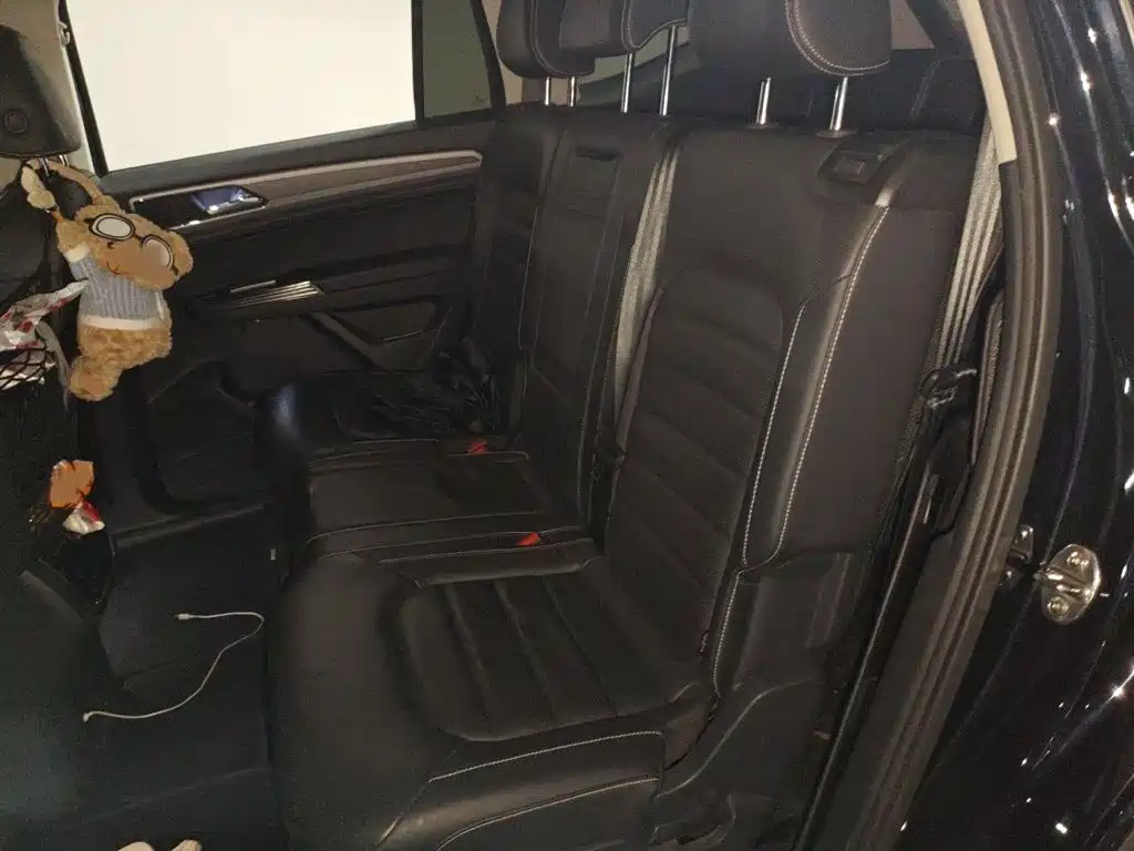 Volkswagen Teramont — миниатюра 15