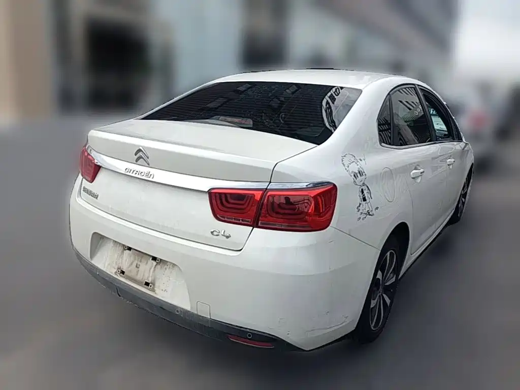 Citroen C4 — миниатюра 10