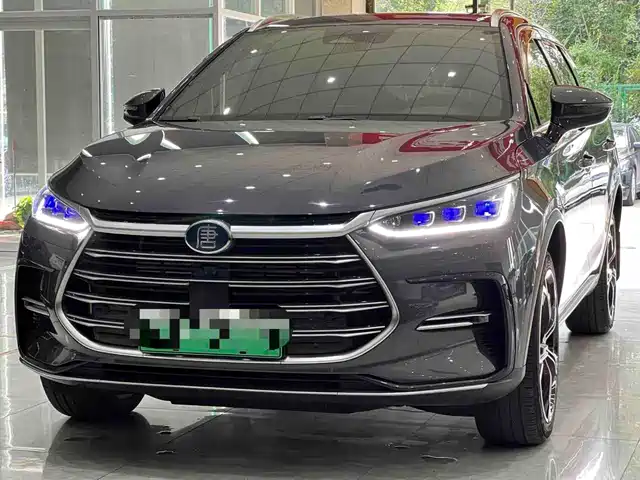 2022 BYD Tang