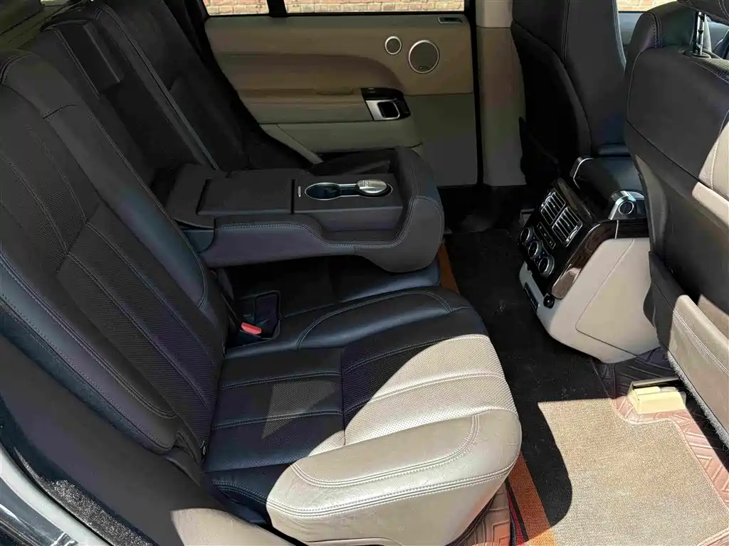 Land Rover Range Rover — миниатюра 21