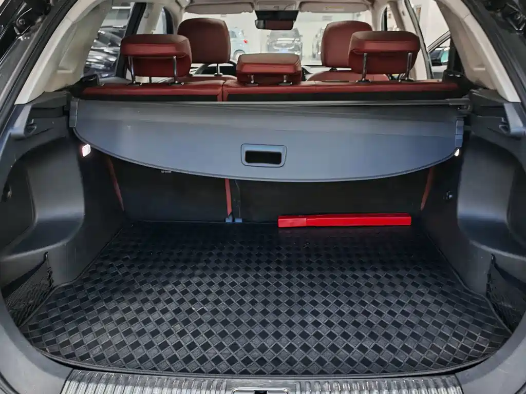 Hongqi Hongqi HS5 — миниатюра 10