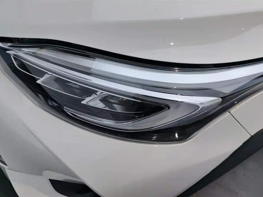 TOYOTA YARIS L ZHIXUAN